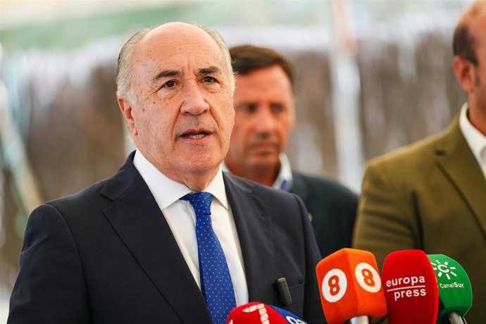 Le maire d'Algésiras critique le « manque d'action » d'Albares pour faire connaître le traité sur Gibraltar