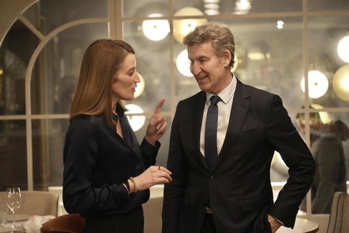 Metsola rencontre Feijóo et défend que l'Europe « doit exercer un leadership plus fort sur la scène internationale »