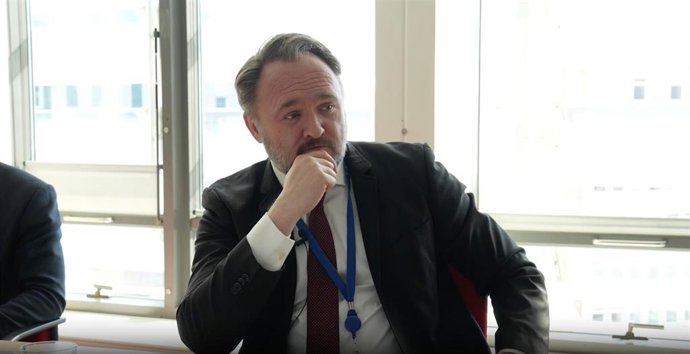 Bruxelles appelle à réduire la demande énergétique et prévient qu'il n'y aura pas de retour à la normale à court terme