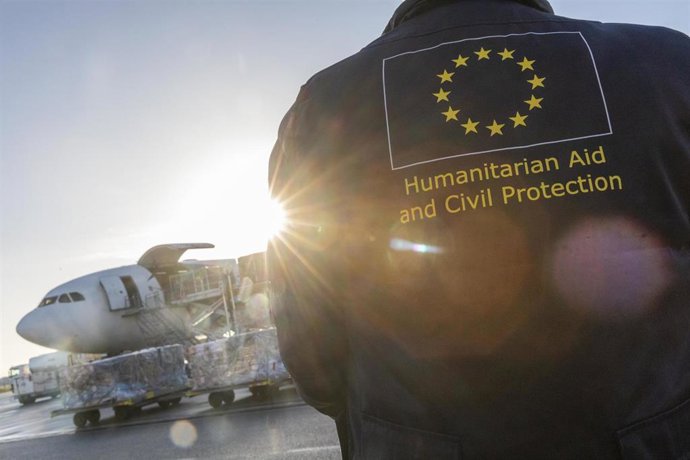 Bruxelles promet davantage de vols humanitaires vers le Liban et estime l'aide humanitaire de l'UE à 100 millions