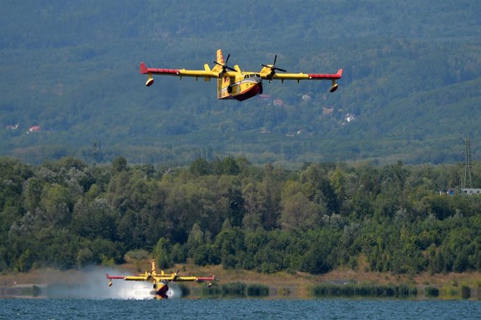 Des universitaires, des entreprises et des professionnels appellent l’UE à accroître ses capacités de lutte aérienne contre les incendies