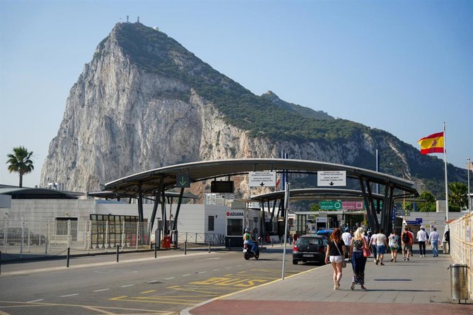 Le gouvernement déclare l'urgence pour lancer le système d'entrée et de sortie à la frontière La Línea-Gibraltar