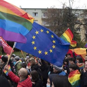 Un tribunal polonais soutient la reconnaissance des mariages homosexuels célébrés dans d'autres États membres de l'UE