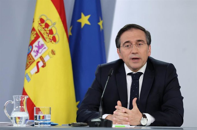 Le gouvernement estime qu'il s'agit d'un « jour d'espoir » après le cessez-le-feu entre les États-Unis et l'Iran, mais estime qu'il est encore trop tôt.