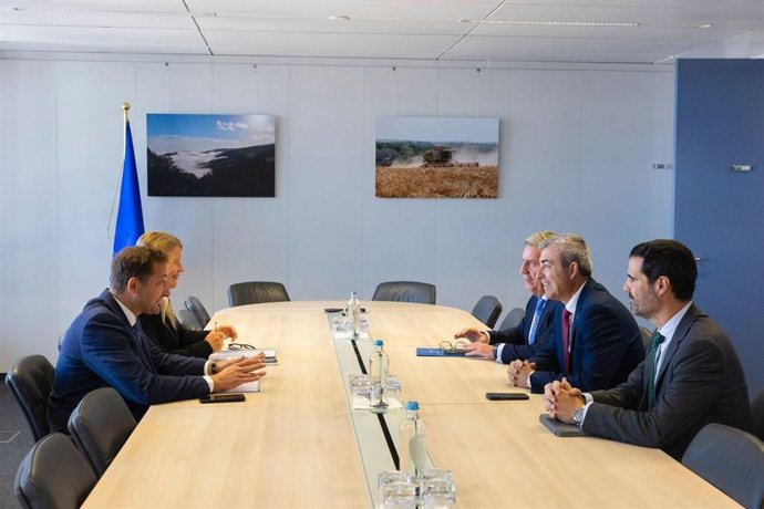 Les Îles Canaries obtiennent à Bruxelles l'engagement de renforcer et de maintenir le POSEI dans le cadre financier 2028-2034