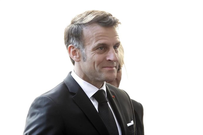 Macron défend l'interdiction de l'accès des mineurs aux réseaux car le contrôle parental est « inéquitable »