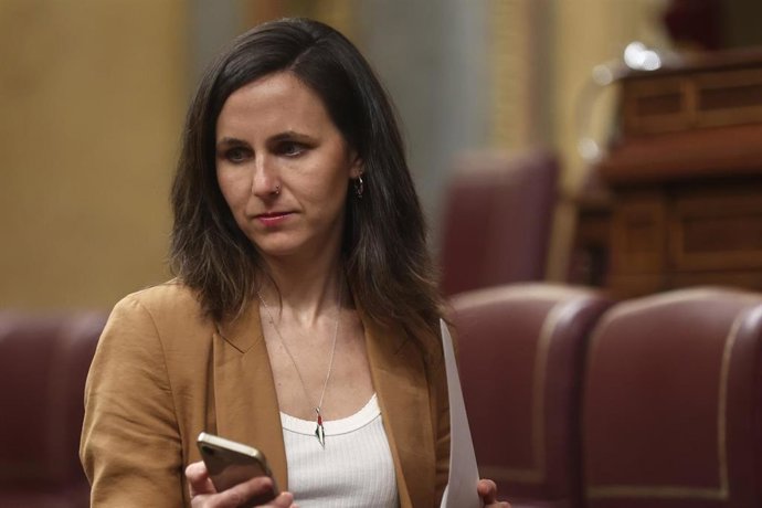 Podemos critique Sánchez pour avoir demandé une taxe sur les entreprises énergétiques dans l'UE alors qu'il n'a pas réussi à la maintenir en Espagne