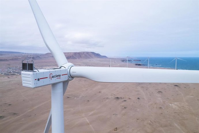 Acciona clôture un prêt syndiqué vert de 145 millions et continue d'étudier des alternatives pour l'énergie