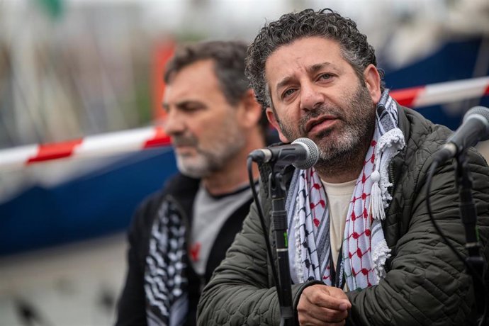 Albares annonce qu'Israël libérera le militant espagnol Saif Abukeshek « dans les prochaines heures »