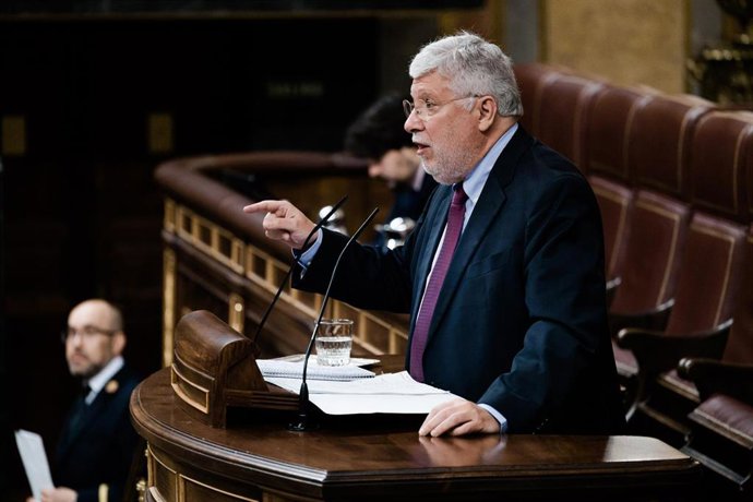 Le PSOE appelle le Congrès à célébrer les 40 ans de l'Espagne dans l'UE et ses partenaires critiquent l'orientation européenne