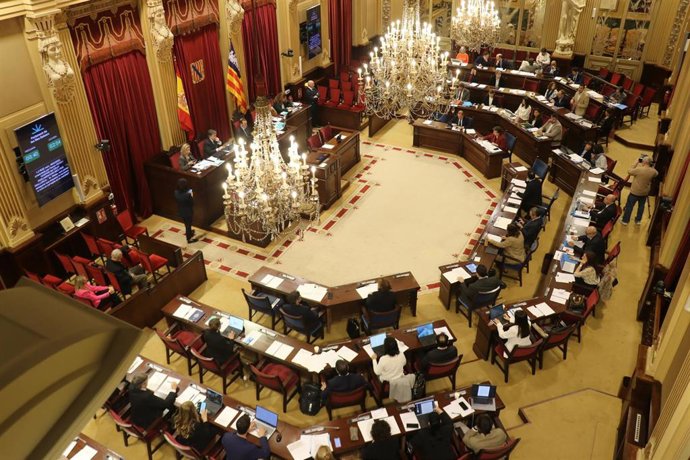 Le Parlement exhorte le gouvernement à « récupérer la crédibilité » de l'Espagne en tant que partenaire « fiable et responsable » dans l'UE