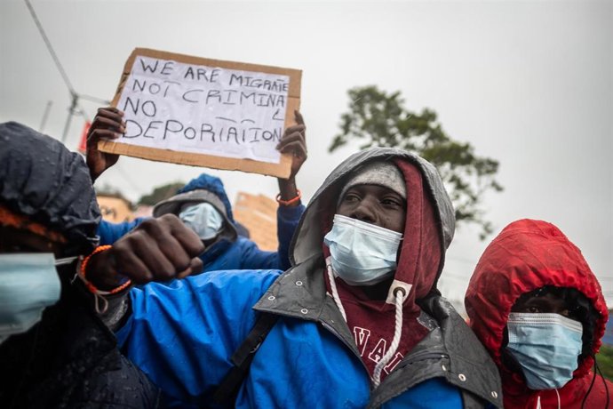 HRW dénonce le fait que le pacte migratoire européen « claque la porte au nez » aux demandeurs d'asile