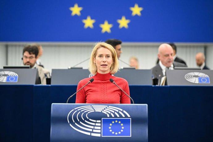 Kallas évite la confrontation avec Israël et appelle à une relation « constructive »
