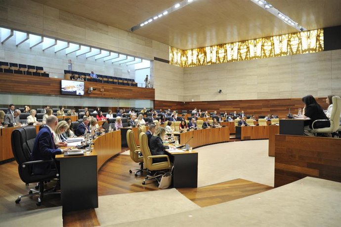 La séance plénière de l'Assemblée aborde ce jeudi la situation du personnel de SES, les dégâts causés au cerisier et aux logements