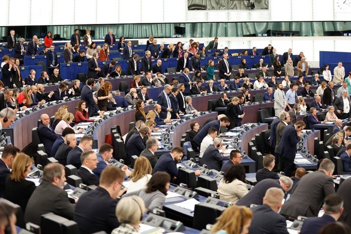 Le Parlement européen condamne les incursions de drones russes dans le cadre d'une campagne visant à déstabiliser l'UE