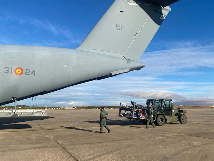 Le premier avion avec 76 Espagnols rapatriés du Venezuela atterrit à Torrejón (Madrid)