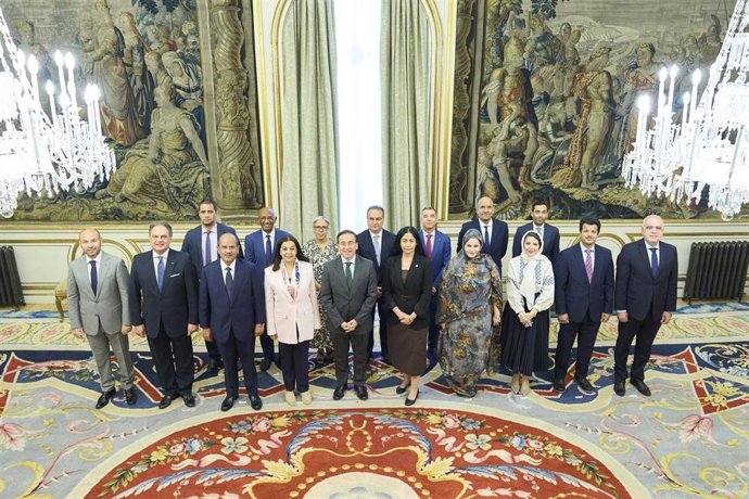 Albares rencontre les ambassadeurs arabes un jour après Almeida et insiste pour le rencontrer pour parler de Casa Arabe