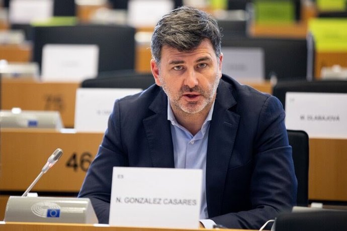 Casares salue la compréhension de la Commission selon laquelle la décarbonisation « continue d'être fondamentale » pour l'économie européenne