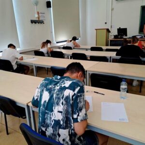 L'Éducation attribue 93% des 1 607 postes d'enseignants et place le poste d'intérim à 6,4%