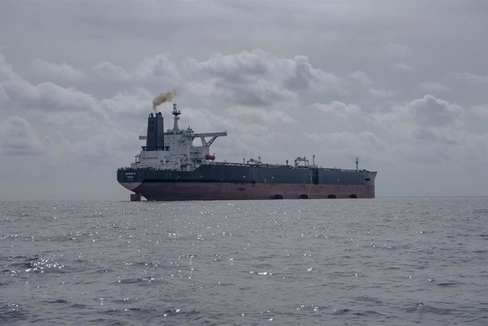 L'UE maintient le plafond du pétrole russe à 44,10 dollars jusqu'au 23 juillet