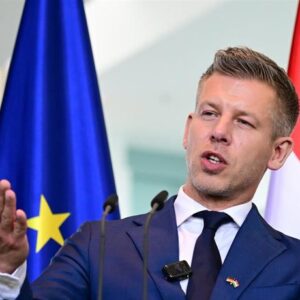 Les 27 donnent leur feu vert au nouveau plan de relance de la Hongrie de 10 milliards après le départ d'Orbán