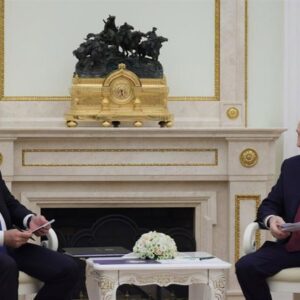 Poutine et Pachinian parlent d'un éventuel référendum permettant à l'Arménie de choisir entre l'UE ou l'Union eurasienne