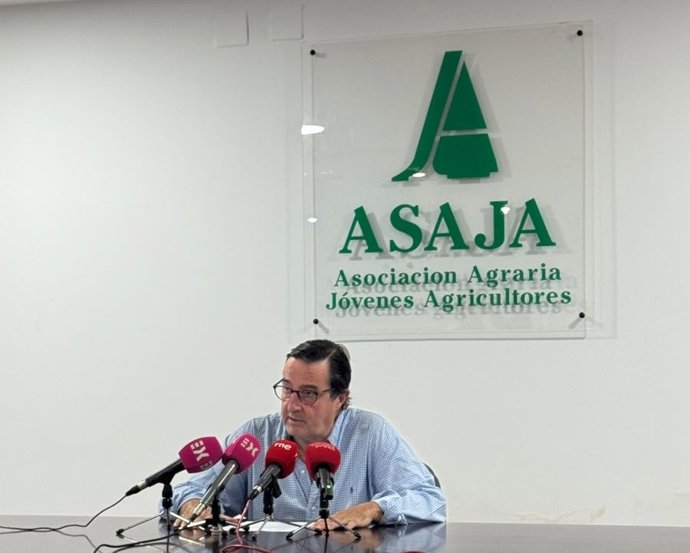 Asaja Extremadura assure que les accords du Mercosur laissent « éclipsés » quelque 6 200 éleveurs de viande bovine