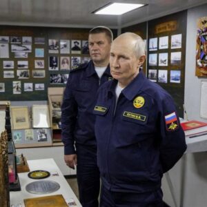 L'UE condamne la visite de Poutine aux îles Kouriles : « Elle sape les efforts visant à une résolution pacifique »