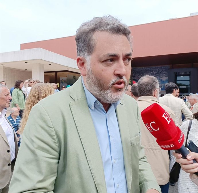 L'eurodéputé Jonás Fernández (PSOE) exhorte l'Europe à repenser sa politique migratoire