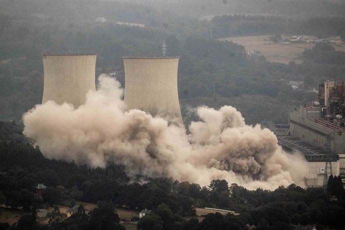 Le charbon tombe à des niveaux historiquement bas et génère désormais moins de 10 % de l'électricité de l'UE