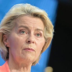 Von der Leyen exprime la solidarité de l'UE avec la Colombie et mobilise Copernic après le tremblement de terre