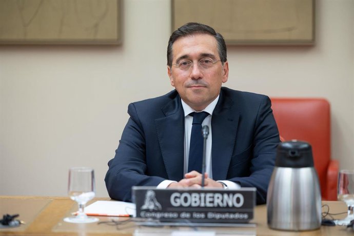 Albares affirme qu'ils continuent à « analyser les causes » de l'entrée à Ceuta et désignent la pauvreté comme la « raison ultime »