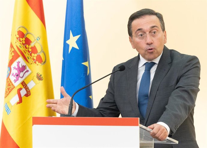 Albares assure que ni Bruxelles ni Frontex n'avaient « d'indications » sur l'entrée massive de 80 000 migrants à Ceuta