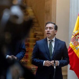 Albares attribue à une « réticence politique » et à une « service » rendu au PP le fait que certains pays ne soutiennent toujours pas le catalan dans l'UE