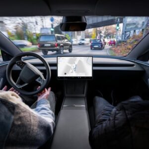 Bruxelles débattra de l'autorisation du système FSD de Tesla pour une utilisation en Europe