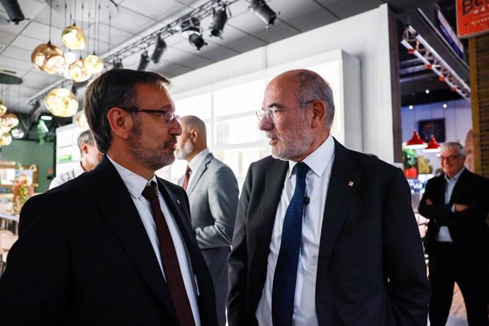 Duch et Vila participent à la rencontre des casales catalanes en Europe au Luxembourg