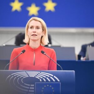 Kallas prévient que Poutine « ne s'arrêtera que s'il est arrêté » après la multiplication des « attaques hybrides » contre l'UE