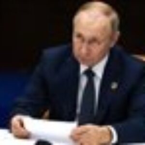 L'UE renouvelle enfin les sanctions contre la Russie et les lève contre deux oligarques proches du Kremlin