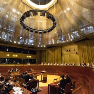 La CJUE estime que le fait que l'Espagne taxe davantage les fonds étrangers est contraire à la libre circulation des capitaux.