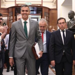 Le gouvernement précise qu'il cherchera à faire de Ceuta et Melilla des régions ultrapériphériques ou un « statut similaire » dans l'UE.