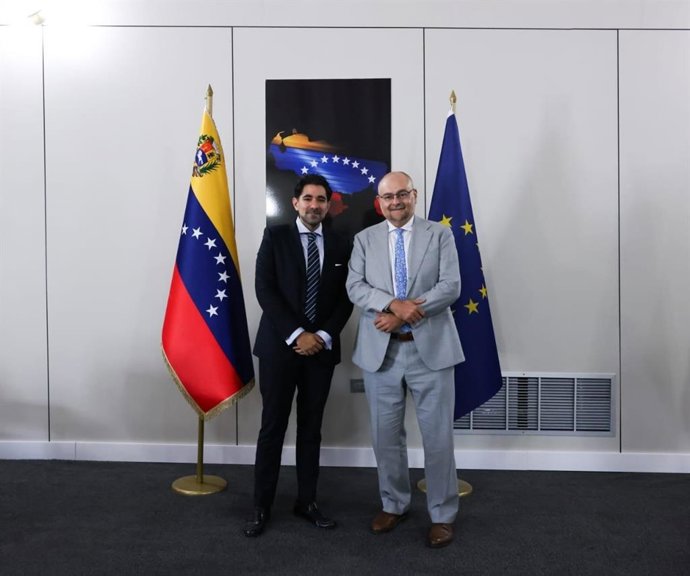 Le nouvel ambassadeur de l'UE au Venezuela arrive à Caracas et nomme son représentant à Bruxelles