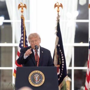 Trump menace l'UE de « droits de douane très élevés » si elle fait du Canada un membre associé « avec de mauvaises intentions »