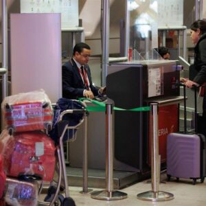 Un tribunal de La Corogne demande à la Cour européenne de clarifier la légalité de la facturation des bagages à main