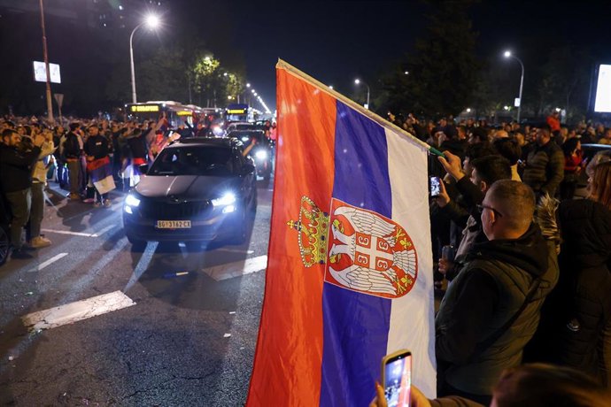 Bruxelles félicite la Liste étudiante pour sa victoire et propose de faire avancer les réformes démocratiques en Serbie