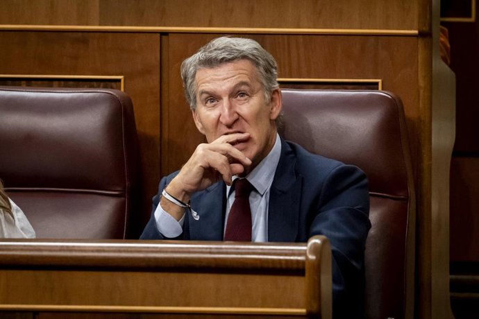 Feijóo dénonce que le gouvernement espagnol est le seul à voter contre le règlement sur les retours avec Ceuta « toujours envahie »