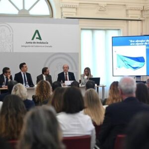 Grenade analyse les défis de l'Union européenne et son impact sur les administrations publiques et les citoyens