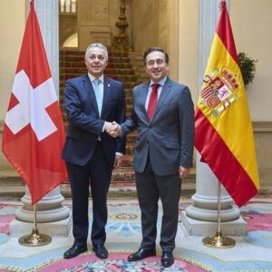 L'Espagne et la Suisse conviennent de réunions annuelles pour « consolider » le dialogue politique entre les deux pays