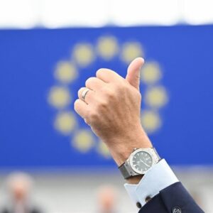 Le Parlement européen réclame des billets « abordables » et davantage de fonds pour le haut débit dans l'intérêt de la cohésion de l'UE