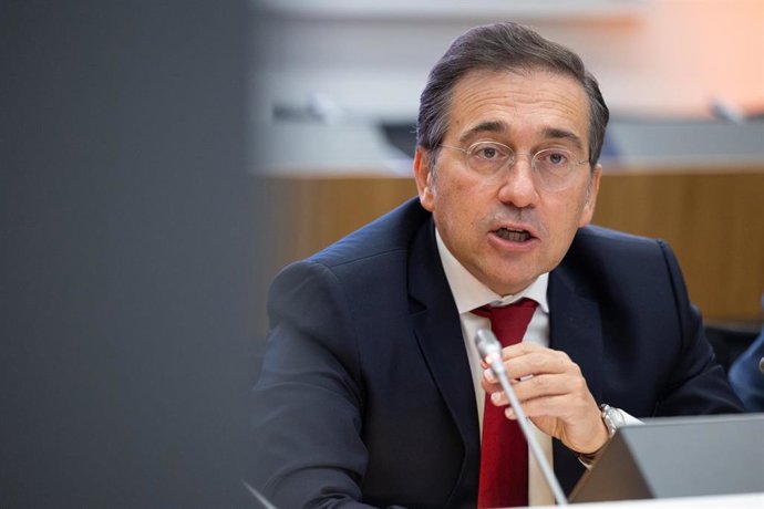 Les Affaires étrangères admettent qu'il sera « très difficile » de se mettre en conformité à temps pour que les personnes concernées par la « loi sur les petits-enfants » puissent voter