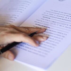 Un emprunteur peut être considéré comme un consommateur même si une partie du crédit est dédiée au domaine professionnel, selon TS